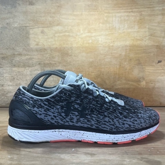 Under Armour REFLECTIVE Charged Bandit 3 Womens Size 11 Running Shoes Black Gray - Picture 1 of 8